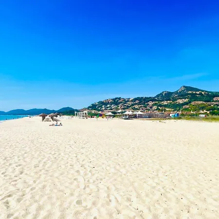 20 Steps From The Beach *